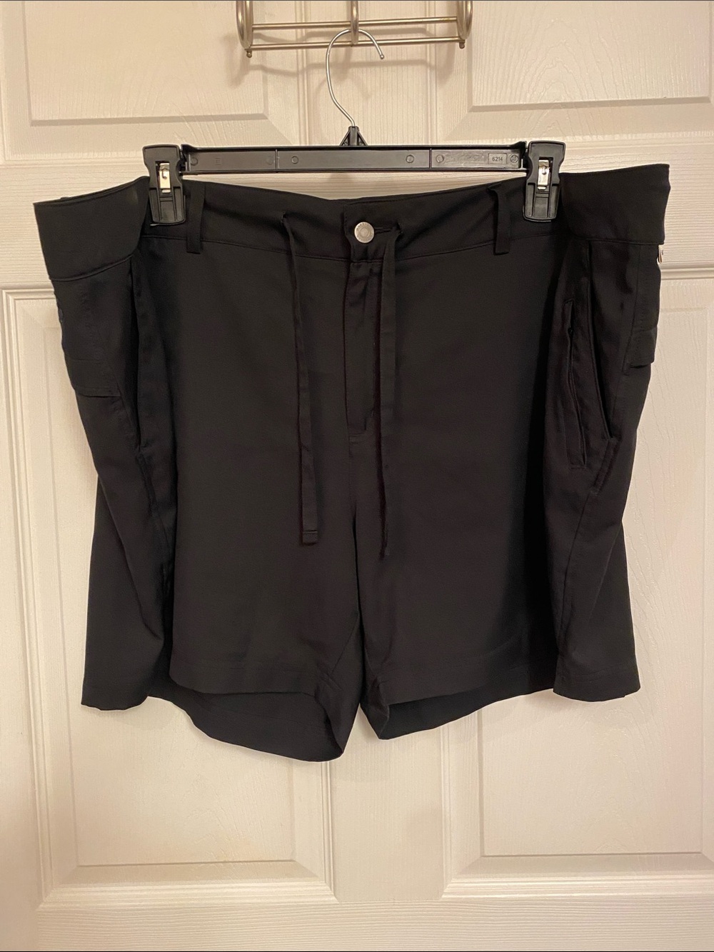 Magellan Outdoors Black High-Waist Drawstring Women's Shorts
